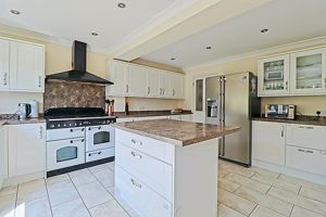 Kitchen- click for photo gallery